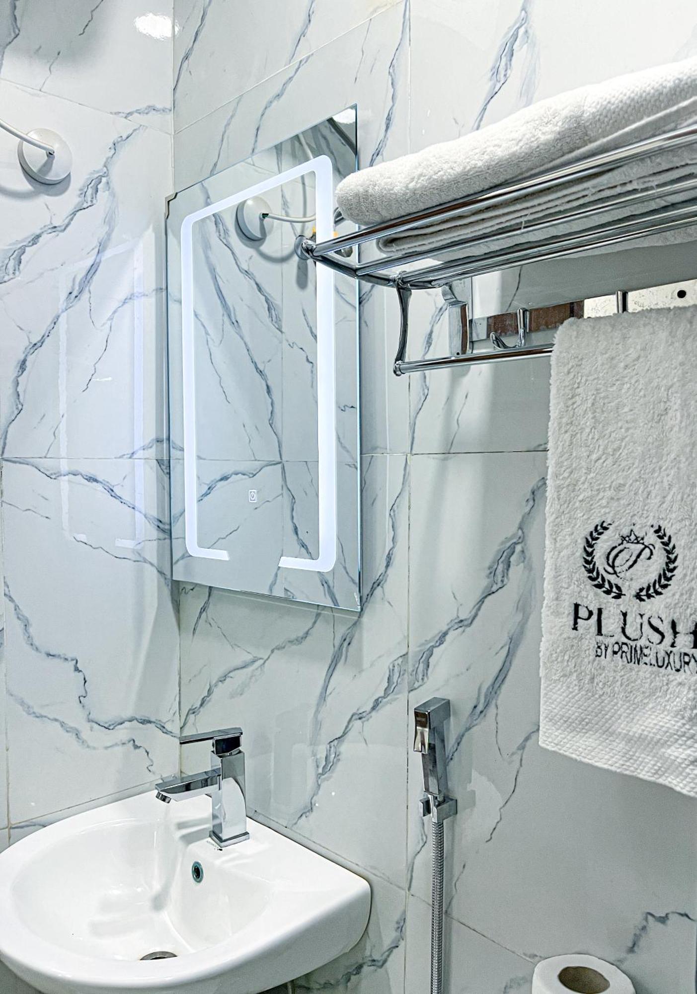 Plush Hotel,Αμπούζα Εξωτερικό φωτογραφία